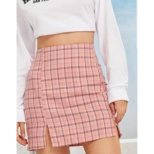 🌈 New pastel pink plaid mini skirt NWOT
